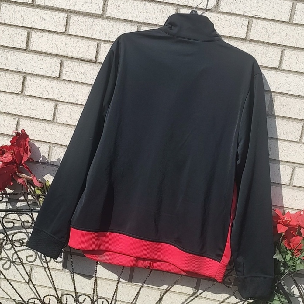Red/black Jacket - Picture 10 of 11